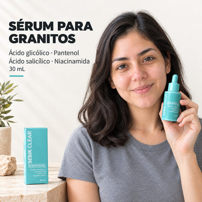 Sebik Clear — Sérum para Granitos: ácido glicólico, pantenol, ácido salicílico y niacinamida. Escena ilustrativa con modelo; 30 mL.